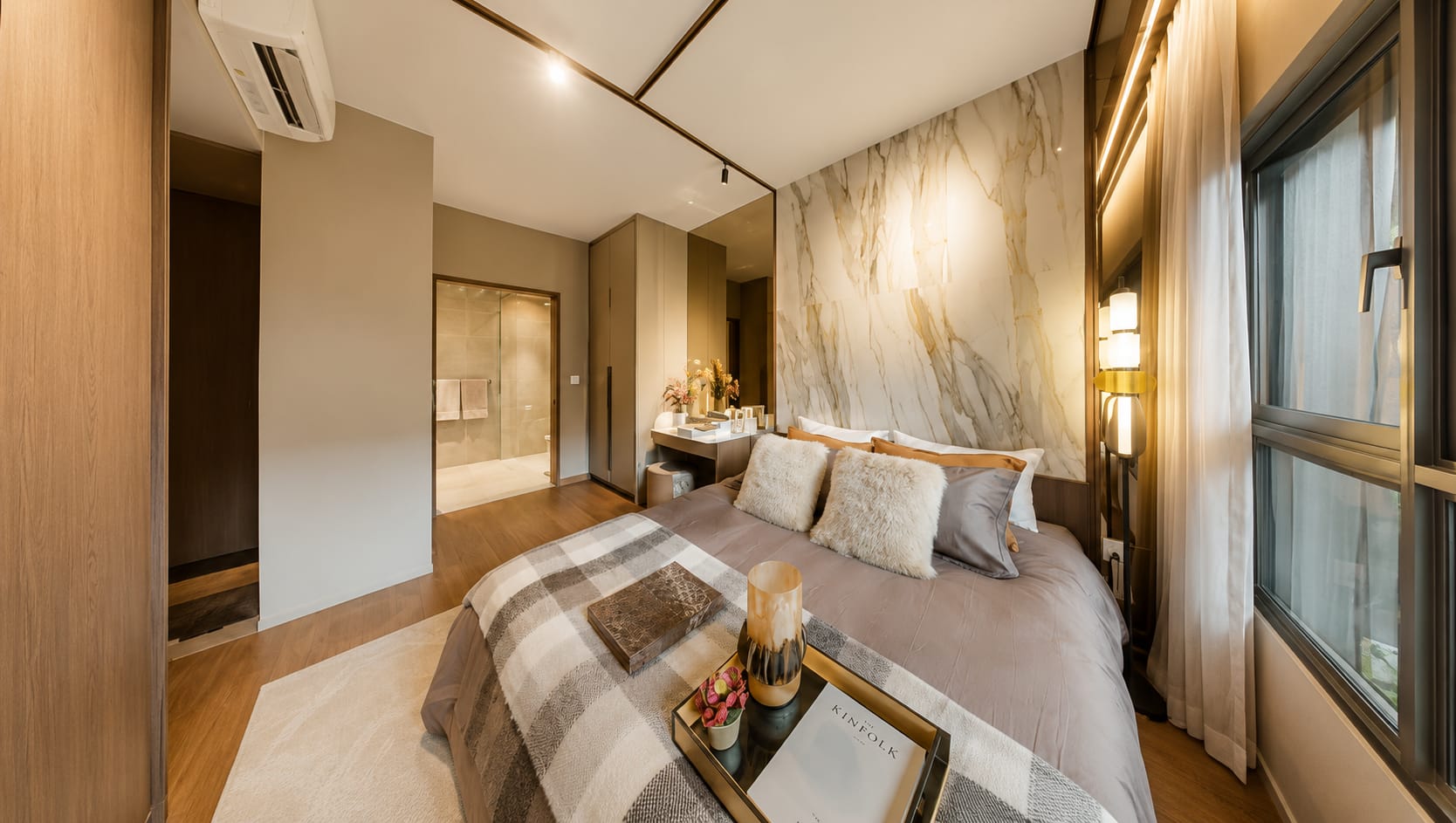 Brand new 4-bedroom unit at Lentor Mansion with regular efficient layout — image 8
