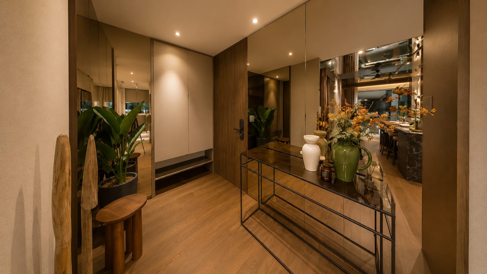Brand new 4-bedroom unit at Lentor Mansion with regular efficient layout — image 3